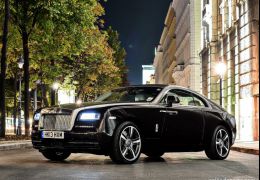 Rolls-Royce Wraith é lançado no Brasil por R$ 3,2 milhões