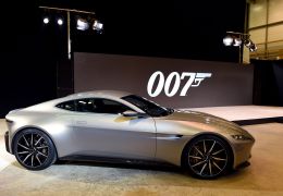 Aston Martin DB10 é desenvolvido para o novo 007