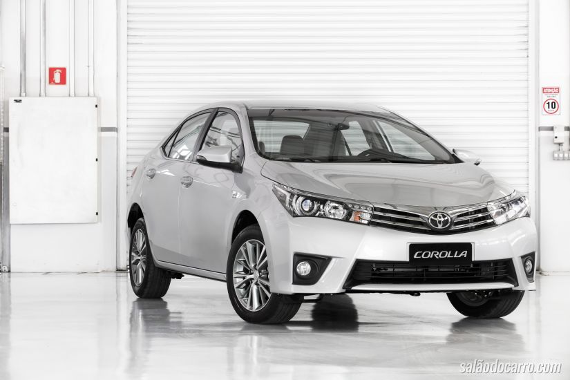 Toyota anuncia a chegada do Corolla 2016