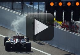 Chineses se atrapalham na hora de tirar carro da pista no último GP de F1