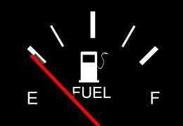Como economizar gasolina sem causar problemas?