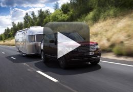 Land Rover cria mecanismo para deixar o reboque invisível