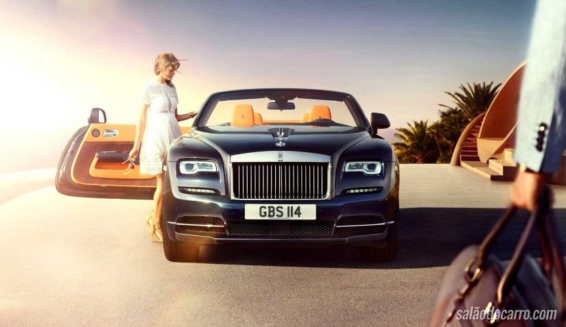 Rolls-Royce lança superconversível de luxo chamado Dawn