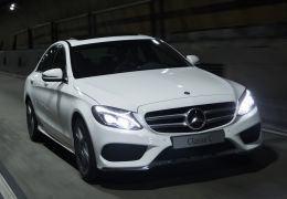 Mercedes convoca Classe C para recall