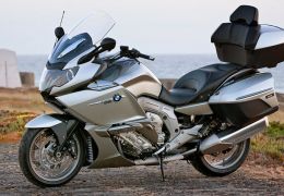 BMW pode desenvolver “bignaked”