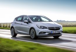 Opel Astra chega com motor biturbo em julho