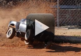 Carro autônomo consegue fazer drift sozinho