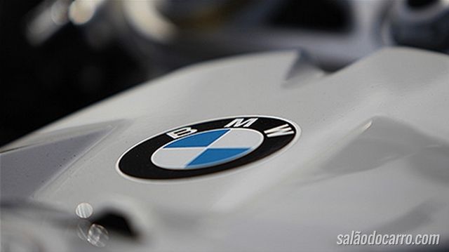 BMW faz moto infantil e vende por R$ 2.499