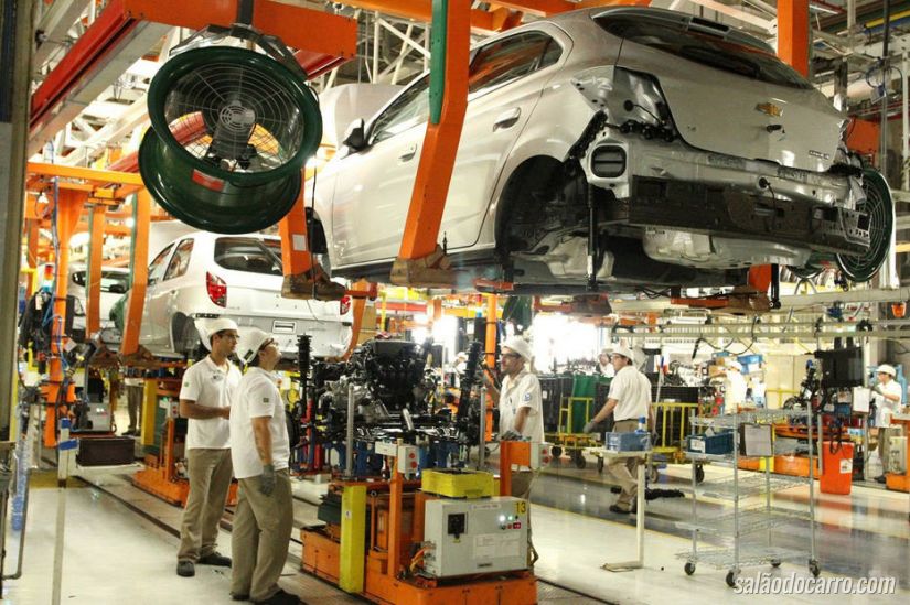 Produção da GM e da Volks deve parar em SP por um mês