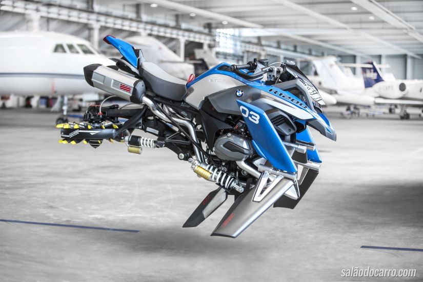 Lego cria moto voadora em parceria com a BMW