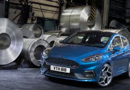 Ford apresenta novo Fiesta ST