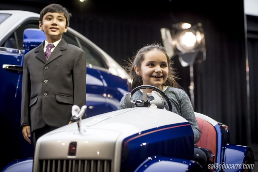 Rolls-Royce cria modelo de carro para crianças usarem dentro de hospitais