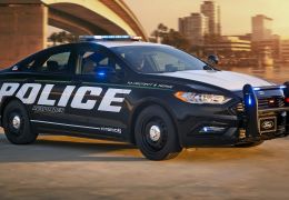 Fusion Hybrid ganha versão policial