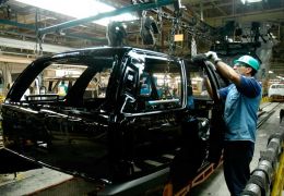 GM de São José (SP) fecha acordo sobre layoff