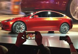 Model 3 é aprovado em testes da Tesla