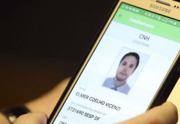 App de teste da CNH digital pode colocar smartphones em risco