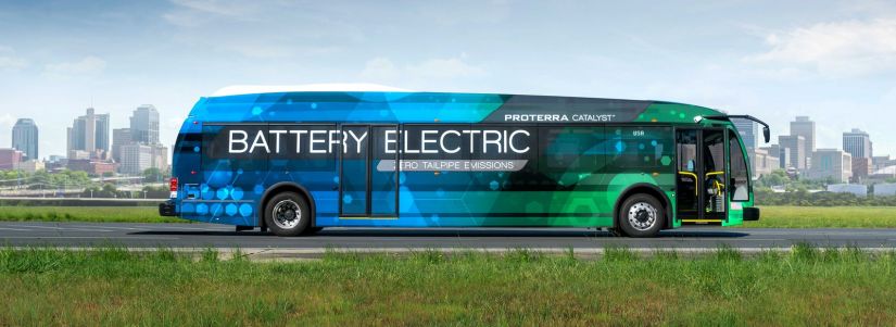 Ônibus elétrico bate recorde de autonomia nos EUA