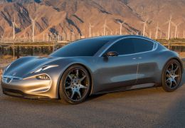 Fisker apresenta modelo de carro elétrico que deverá competir com Tesla