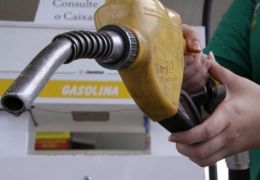 Preço médio da gasolina sobe pela 12ª semana consecutiva