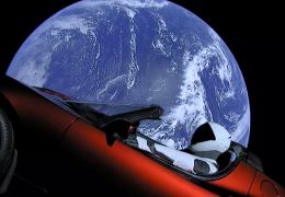 Cientistas afirmam que carro de Elon Musk pode destruir vida em Marte