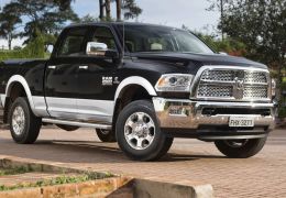 Fiat Chrysler começa recall da RAM 2500 2016