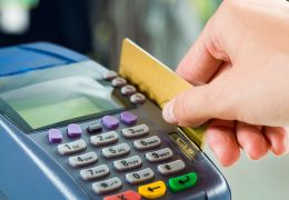 Denatran anuncia suspensão de regulamentação para parcelamento de multas no cartão
