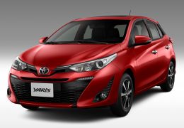 Toyota apresenta Yaris no Brasil, nas versões hatch e sedan