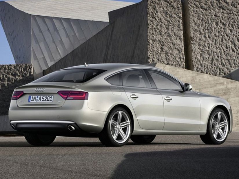 Audi anuncia recall de modelos A4 e A5 para mercado brasileiro
