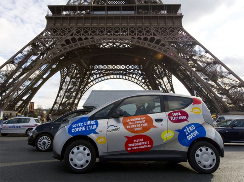 Paris terá novo serviço de carro elétrico compartilhado