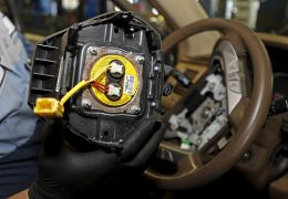 Ford anuncia acordo milionário devido a caso dos airbags mortais