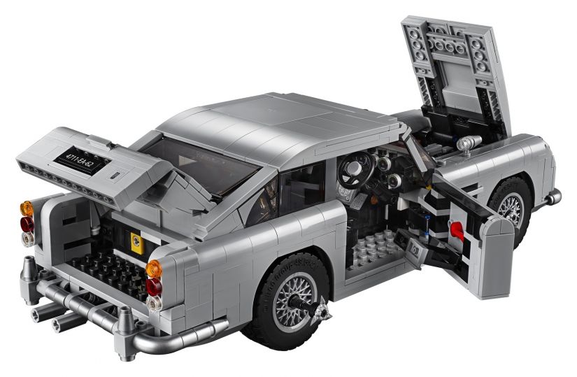 007: Empresa recria carro do espião utilizando apenas peças de Lego