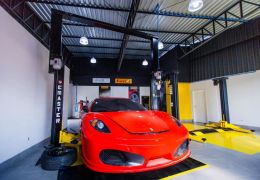 Curitiba ganha primeiro centro automotivo de luxo do Sul do Brasil