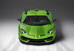 Lamborghini apresenta Aventador SVJ superpotente
