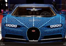 Bugatti de Lego é atração principal no Salão de Paris 2018