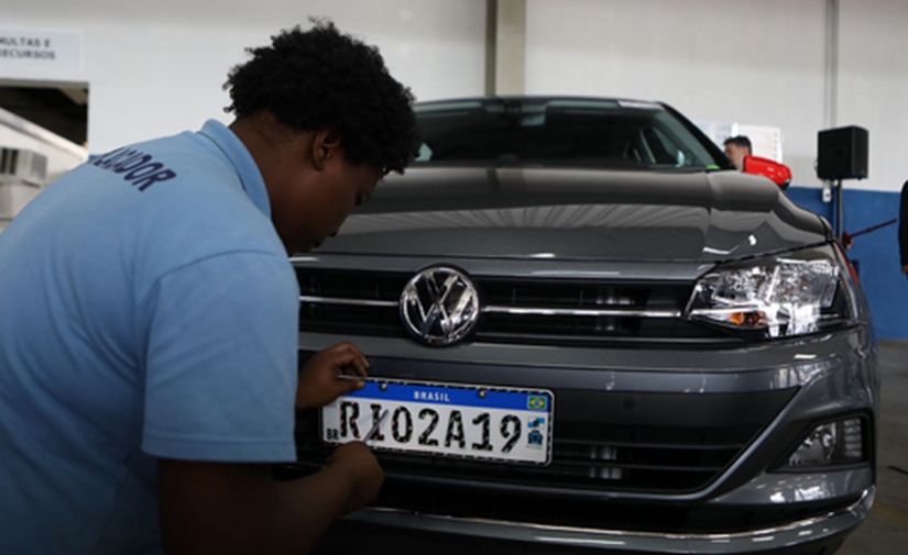 Justiça suspense novas placas do Mercosul
