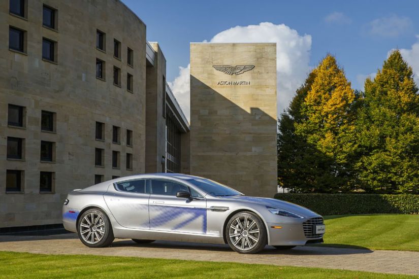 Aston Martin Elétrico de 610 CV será novo carro de James Bond
