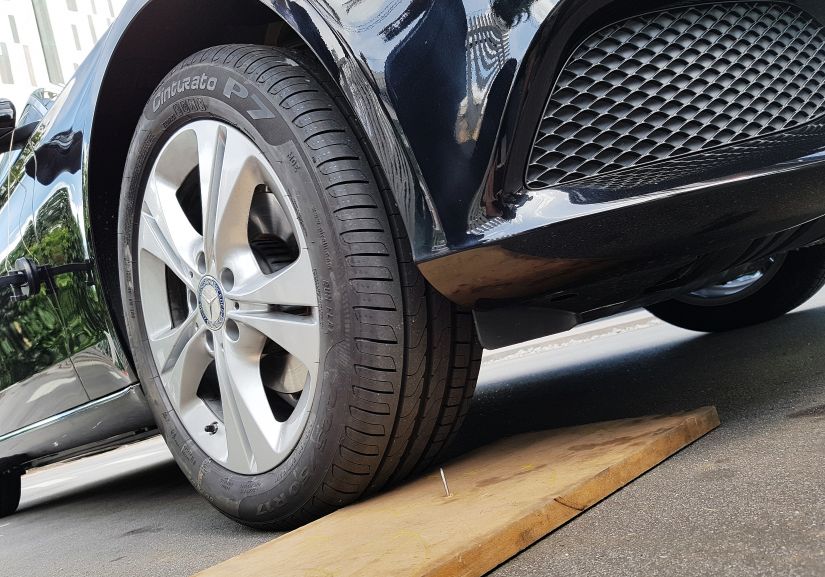 Procon notifica Ford por segurança de pneus