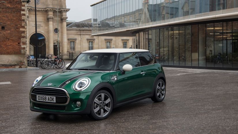 Série Especial comemorativa MINI 60 Years chega ao Brasil por R$ 171.990