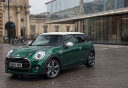 Série Especial comemorativa MINI 60 Years chega ao Brasil por R$ 171.990
