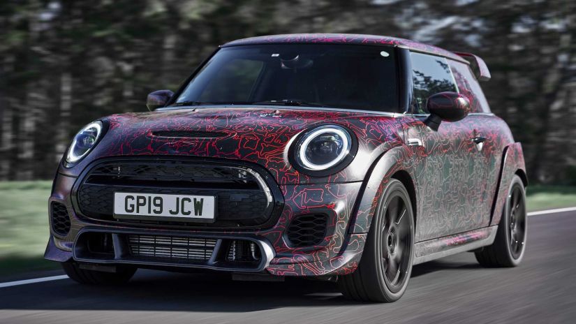 Novo Mini John Cooper Works GP passa por testes em Nürburgring