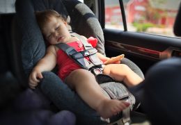 Estudo comprova eficácia das cadeirinhas na redução de mortes de crianças nas estradas