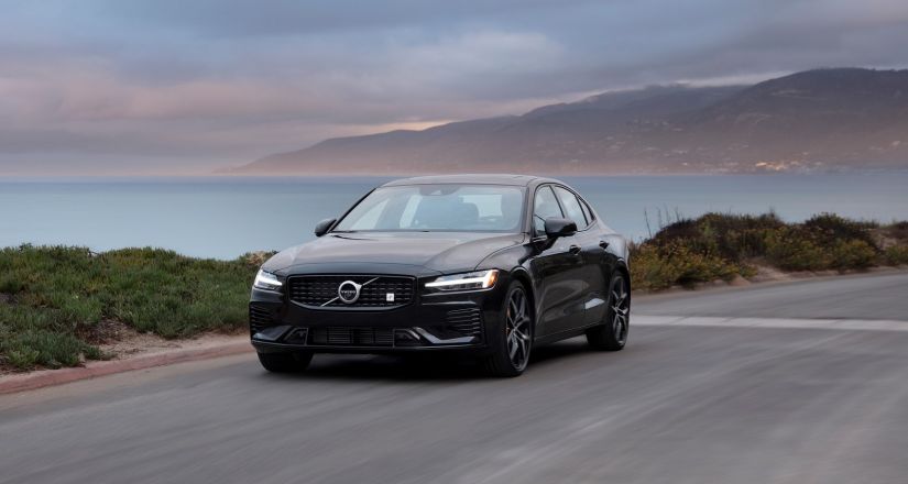 Volvo anuncia pré-venda do novo S60 no mercado brasileiro