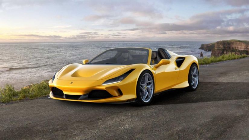 Ferrari lança versões conversíveis de F8 Tributo e 812 Superfast
