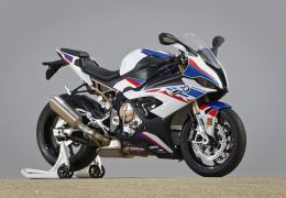 BMW anuncia preços da nova geração da moto S 1000 RR no Brasil