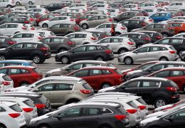 Pandemia derruba vendas de carros no Brasil inteiro
