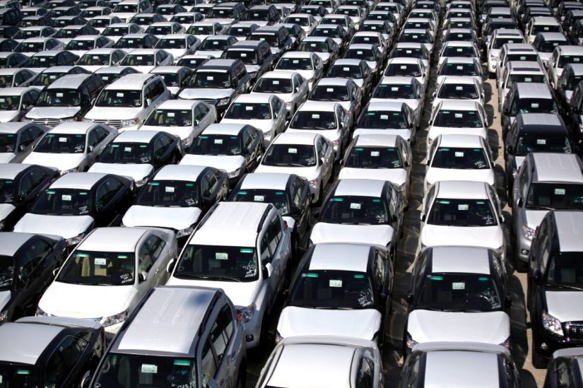 Venda de veículos cai 22% no Brasil em março