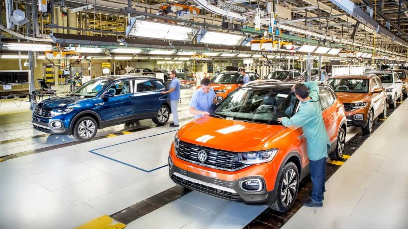 Volkswagen vai reduzir 30% da jornada de trabalho no Brasil