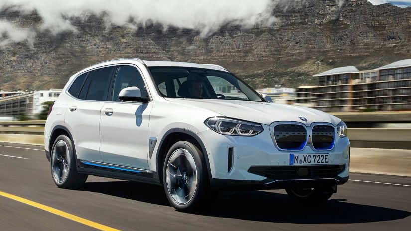 BMW Série 5 e X1 passarão a ser vendidos somente em versão elétrica