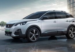 Peugeot 4008 híbrido de 302 cv chega ao mercado