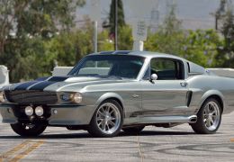 Mustang pilotado por Nicolas Cage é colocado à venda